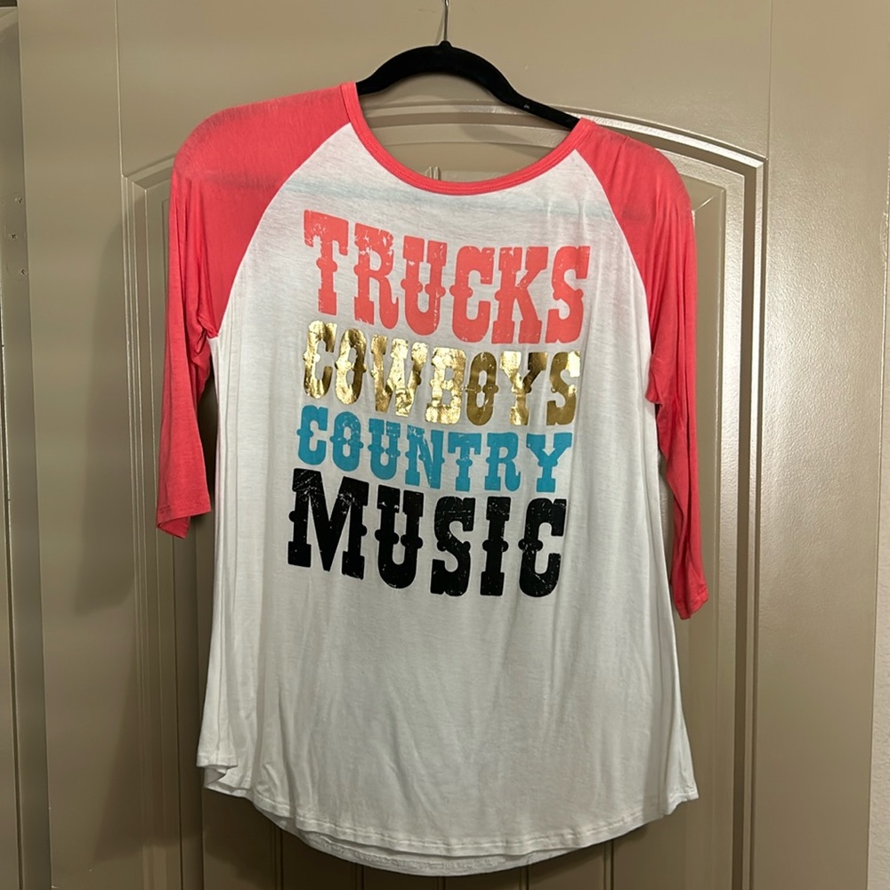 3/4 sleeve T-shirt